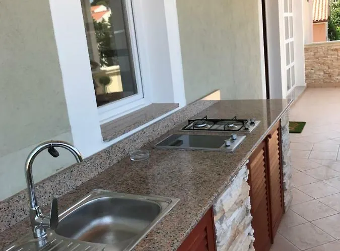 Losinj Panorama Penthouse * Mali Lošinj