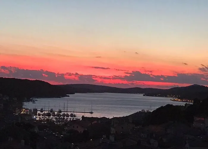Losinj Panorama Penthouse Daire