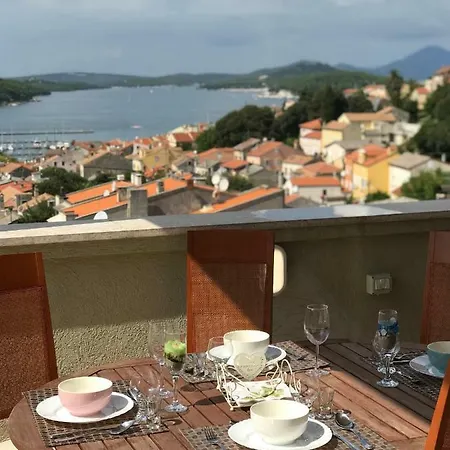 Losinj Panorama Penthouse * Mali Lošinj