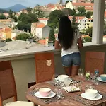 Losinj Panorama Penthouse Appartement *