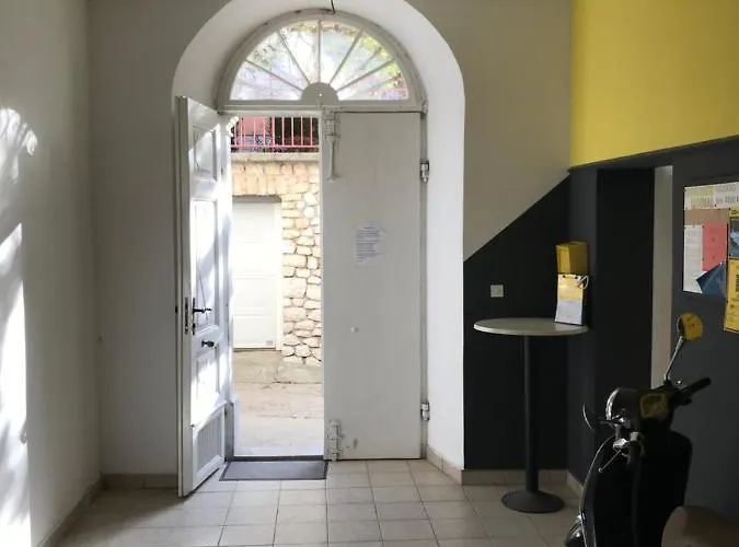 Losinj Panorama Penthouse מאלי לוסיניי